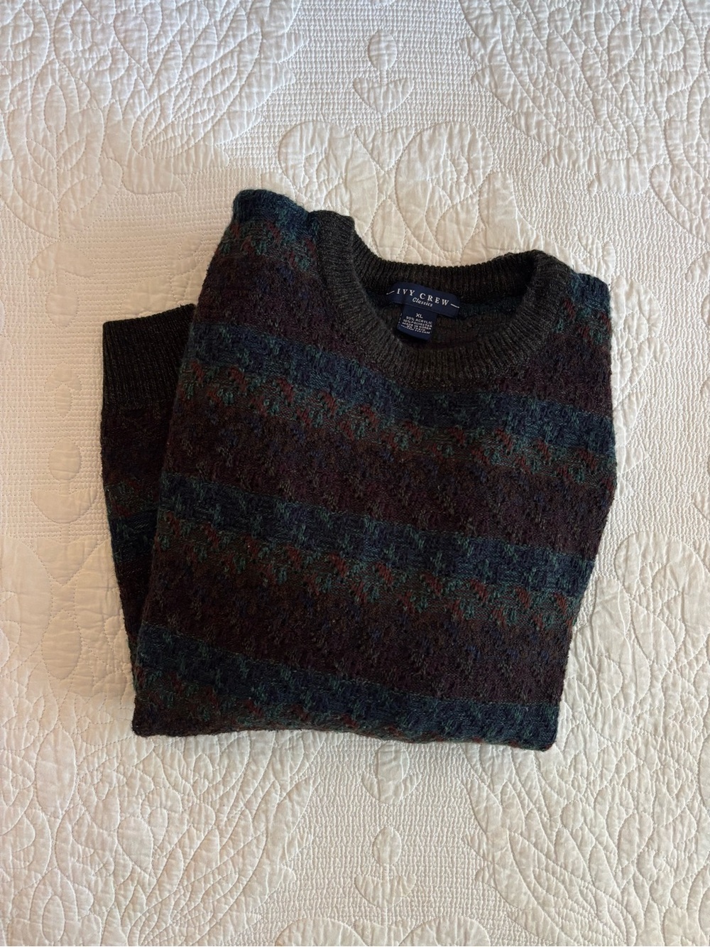 Vintage Ivy Crew Men/Womens Dark Green & Black Patterned Crewneck Sweater